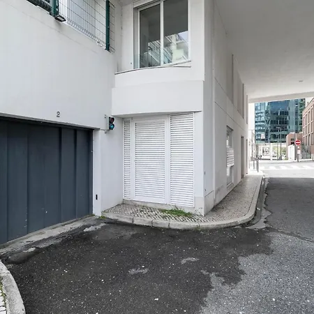Apartment Akicity Sete Rios Selected