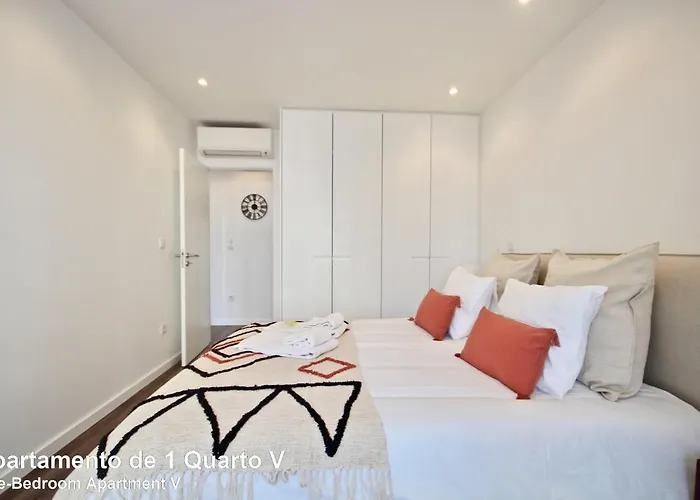 Apartment Akicity Sete Rios Selected